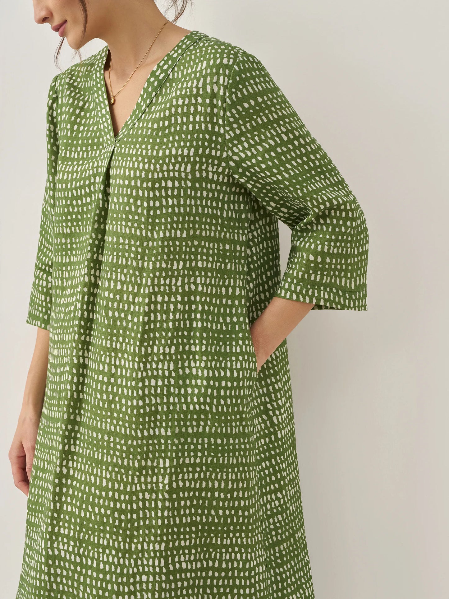 100% Linen V-Neck Dot Midi Dress LIRA